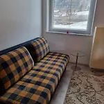 Gina Apartment Stall