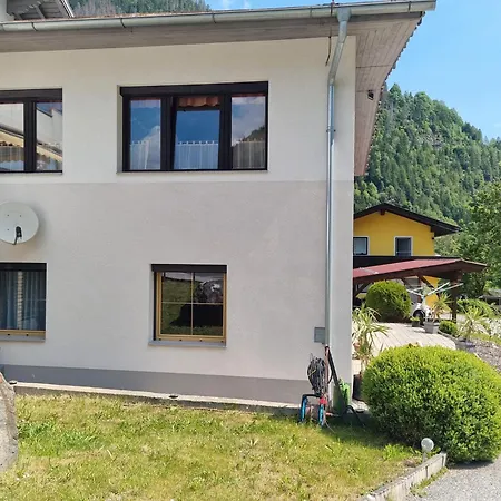 Apartament Gina Stall